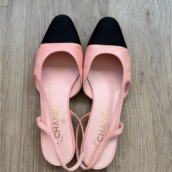 CHANEL Shoes - CHANEL Pink and Black Two-Tone Slingback Flats